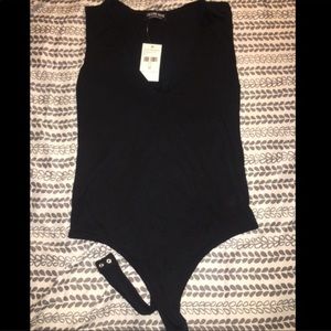 Black v neck fashion nova  body suit